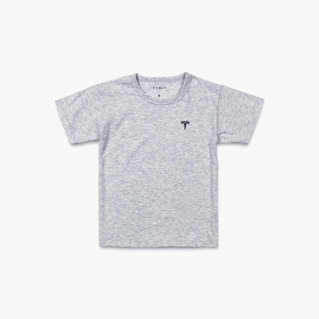 Camiseta con logotipo en 3D para niños
