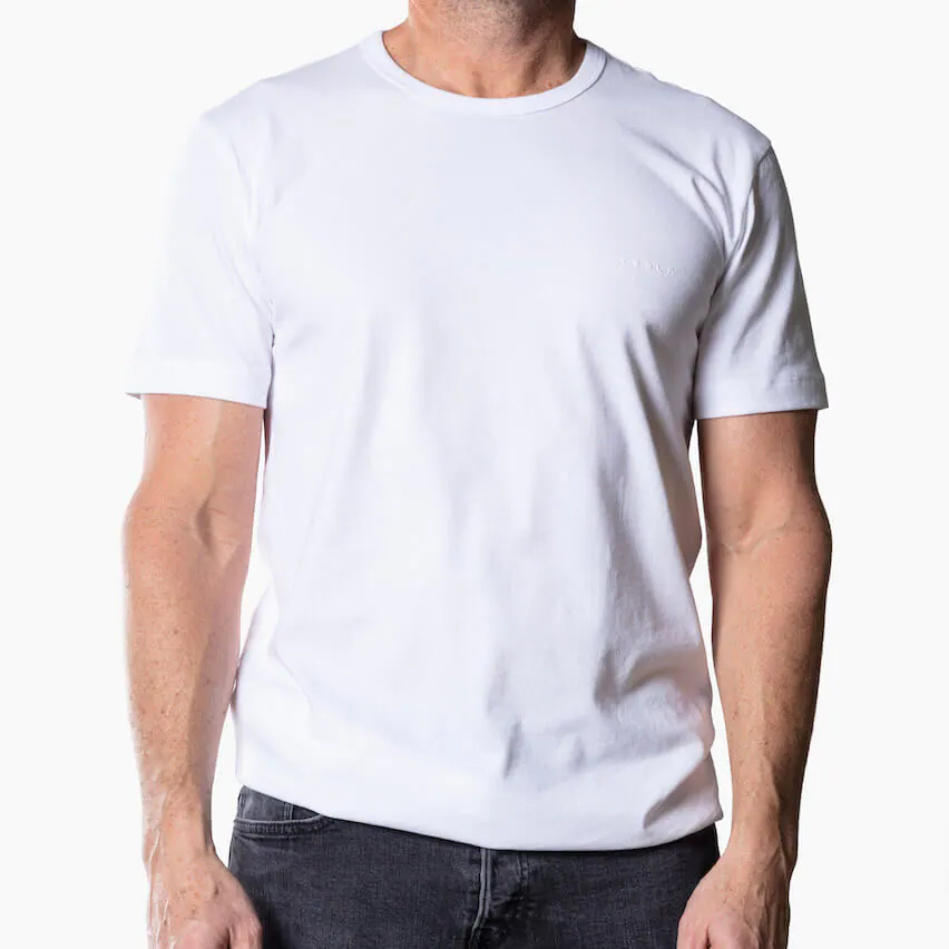 Camiseta con logo 3D pequeño para hombre
